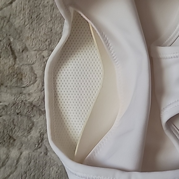 Nike padded sports bra Small - Picture 4 of 5